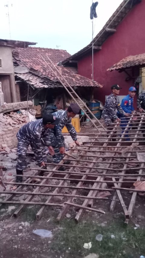 Kerusakan Rumah Imbas Gempa Darat di Batang Juga Dialami Warga Pekalongan