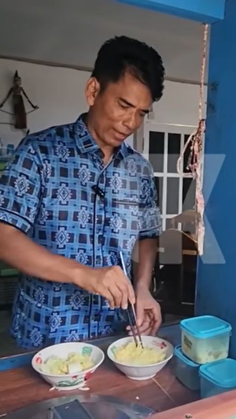 Mengenang Masa Lalu, Ayah Lesti Kejora Bikin Mi Ayam Sendiri 'Wow Mantap' <br>