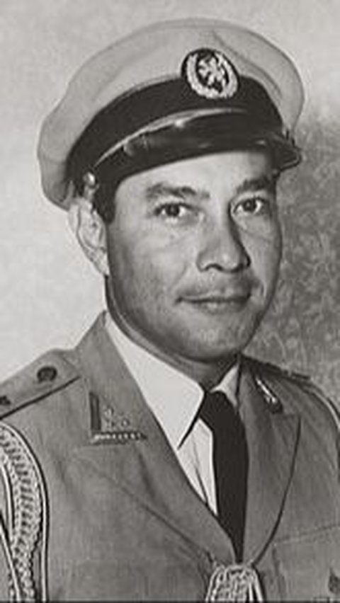 <b>Profil Sultan Hamid II, Putra Sulung Sultan Pontianak Perancang Lambang Garuda Pancasila</b>