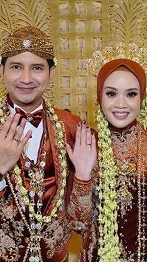 Kini Sudah Menjadi Pasangan Suami Istri, ini Potret Bahagia Chand Kelvin dan Dea Sahira di Momen Pernikahan