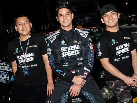 Foto-foto Al Ghazali saat Berhasil Meraih Juara 3 Ngedrift Dihadiri Alyssa Daguise,  Resmi Balikan?