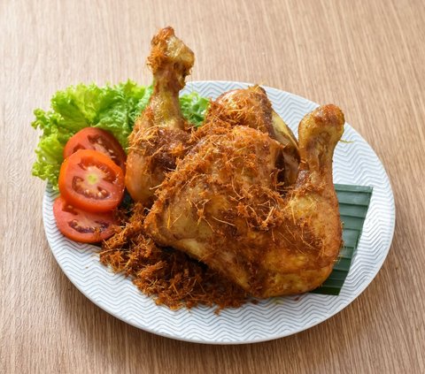 Enjoy the Savory and Rich Taste of Madura Duck with Serundeng Seasoning, Make it Yourself at Home!