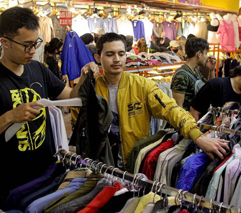 Mendag Zulkifli Duga Kaos Impor Harga Rp50.000 Tak Bayar Bea Masuk