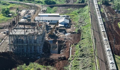 Di area tersebut nantinya akan dibangun gedung stasiun kereta api dengan luas bangunan ± 3.000 m2 (3 lantai).