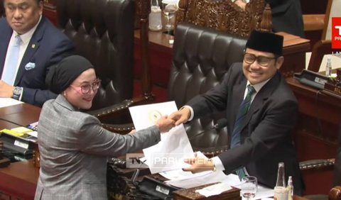 Cak Imin mengaku, pimpinan DPR RI sudah menerima sembilan nama juru bicara dan anggota yang terlibat dalam pansus haji tahun 2024.