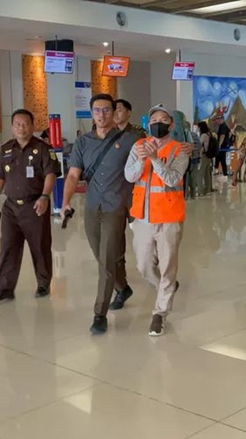 Mau Kabur ke Bali, DPO Kasus Korupsi Ditangkap di Bandara Komodo