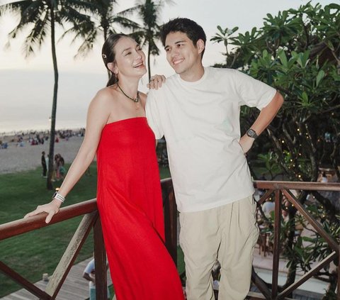 Disebut Calon Pengantin sama Raffi Ahmad, 9 Potret Romantis Luna Maya & Maxim Bouttier yang Makin Lengket Bak Prangko