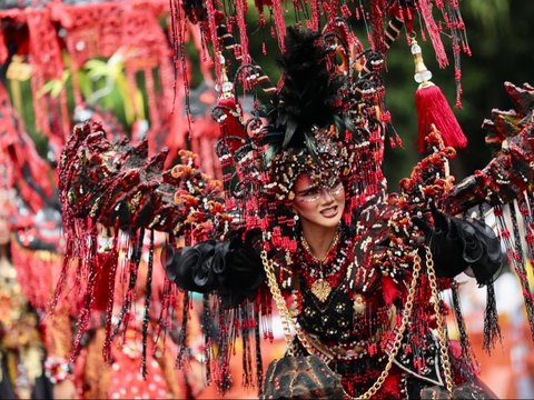 Akhir Pekan Ini, Parade Kostum Etnik Kontemporer Banyuwangi Ethno Carnival Digelar