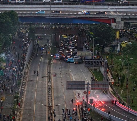 Tawuran Antar Warga Pecah di Bassura Jaktim, hingga Timbulkan Kemacetan