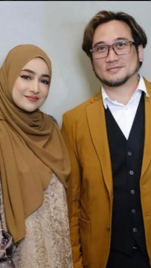 Tengku Firmansyah dan Cindy Fatikasari menjadi sorotan publik usai berganti profesi selama tinggal di Kanada.