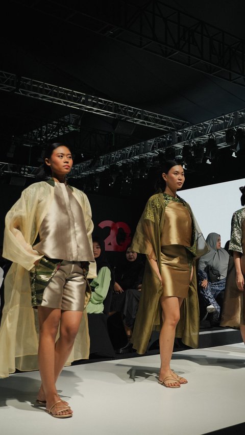 Pesona Ragam Tenun di Jalinan Lungsi Pakan JF3 Fashion Festival 2024