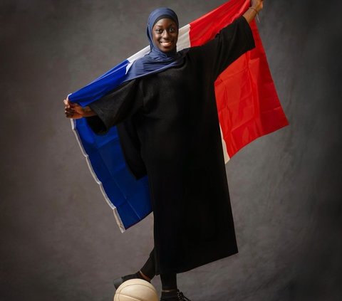 Ungkapan Hati Diaba Konate Atlet Basket Berhijab yang Dilarang Bertanding di Olimpiade Paris 2024, 'Sangat Membuat Frustasi'