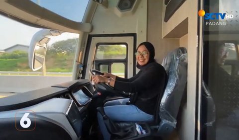 Menginspirasi dari Balik Kemudi Bus