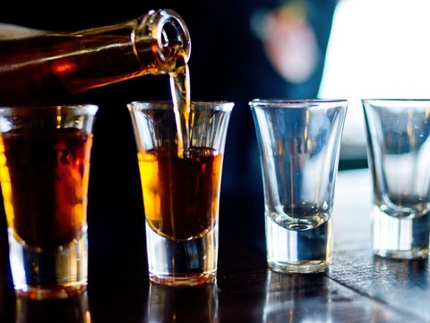 5. Konsumsi Alkohol Tingkatkan Kualitas Tidur