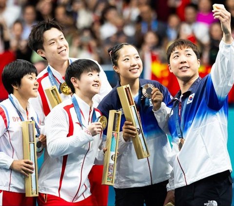 Rare Moment of North and South Korean Athletes Taking a Photo Together at the 2024 Paris Olympics