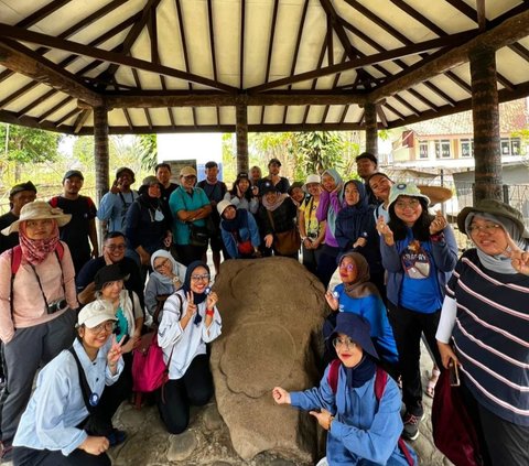 Learn History While on Vacation, Here is the Bogor Historical Walk Community