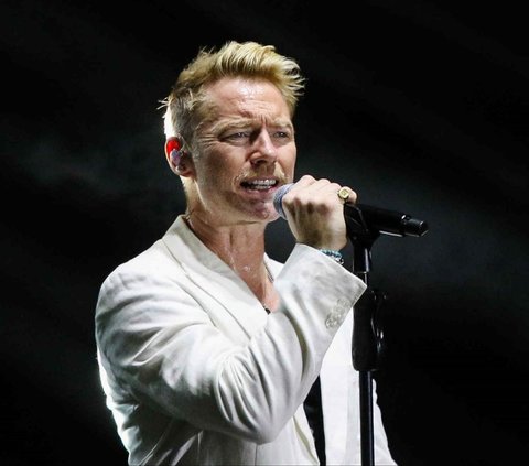 FOTO: Aksi Ronan Keating dan Steelheart Memukau Penonton di The 90's Festival Jakarta