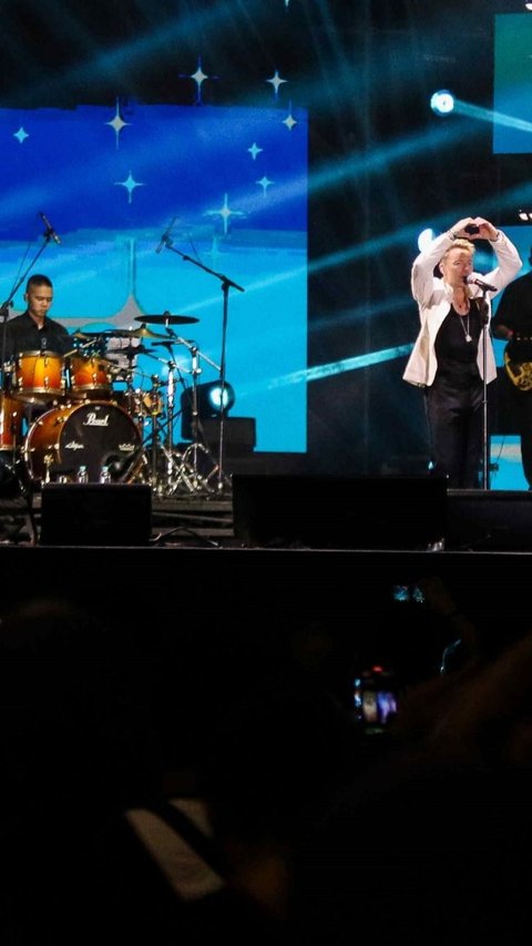 FOTO: Aksi Ronan Keating dan Steelheart Memukau Penonton di The 90's Festival Jakarta