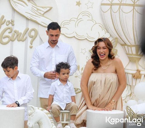 8 Potret Gender Reveal Anak Ketiga Jessica Iskandar, Ternyata ini Jenis Kelamin Calon Buah Hati