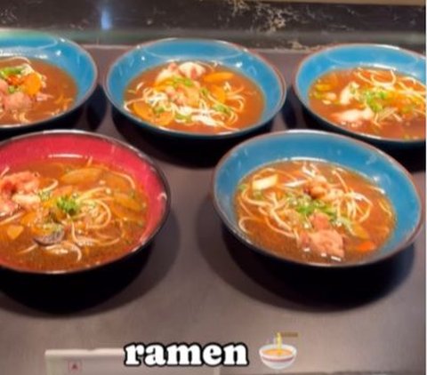 Tempting! Sneak Peek at the Free Lunch Menu at Google Office, Homemade Ramen to Unlimited Gelato