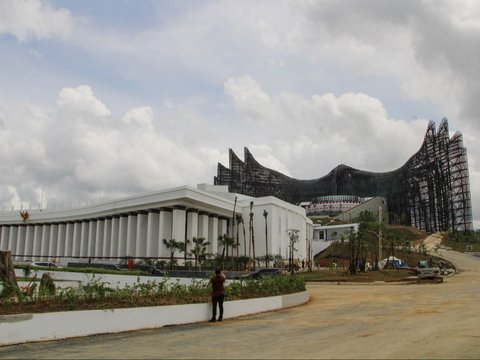 FOTO: Melihat Progres Istana Kepresidenan Jelang Perayaan Hari Kemerdekaan Republik Indonesia ke-79 di IKN