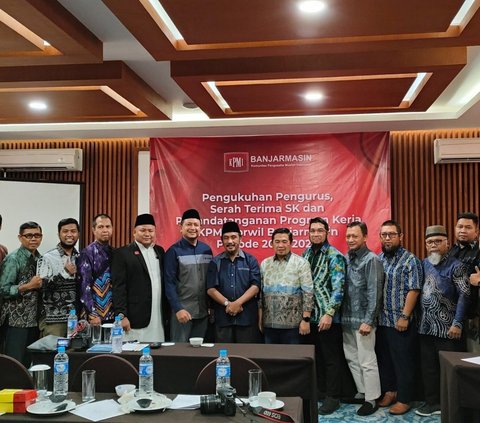 Getting to Know the Indonesian Muslim Entrepreneurs Community and Its Activity Programs