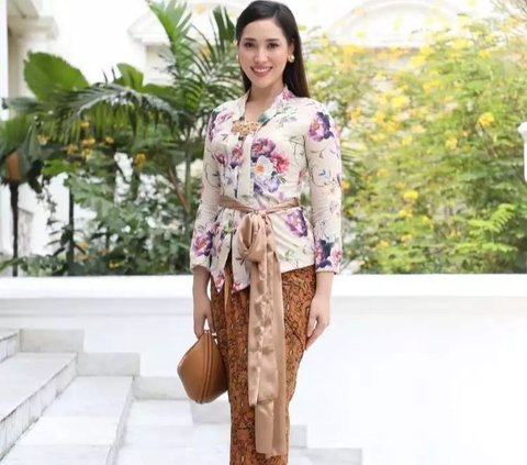 10 Styles of Artists at the 7-Month Celebration of Erina Gudono, Kiky Saputri's Appearance Mocked by OKB