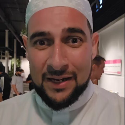 Imam Masjid di Liverpool