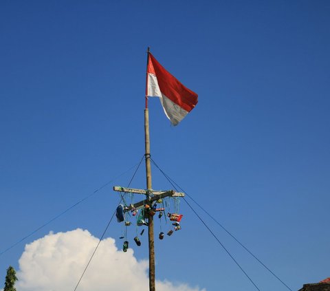 40 Funny and Enthusiastic Words for the Climbing Competition on August 17, Representing the Struggle on Independence Day