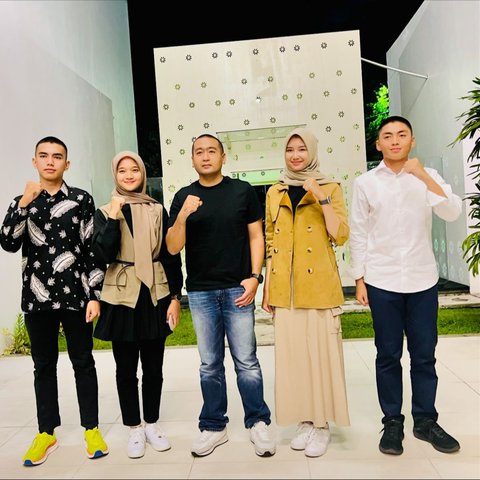 Intip Potret Maulina Permata Putri, Siswi Asal Sumbar Pembawa Baki Bendera HUT RI di IKN