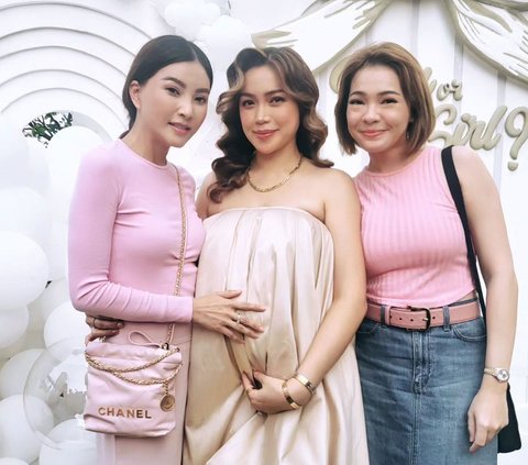 8 Styles of Artists at Jessica Iskandar's Gender Reveal Party, Sarwendah's New Look Becomes the Spotlight