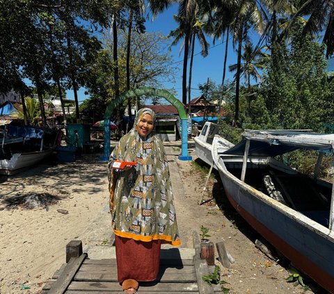 FOTO: Mariyati Daeng Ngintang, Pahlawan Inklusi Keuangan dari Pulau Lae-Lae Sulawesi Selatan