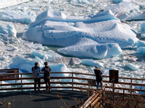 FOTO: Potret Keindahan Gletser Perito Moreno di Taman Nasional Los Glaciares Argentina yang Membius Pandangan!