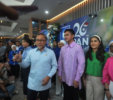 FOTO: Bertemu Zulkifli Hasan, Kaesang Pangarep Terang-Terangan Bakal Koalisi PSI dan PAN pada 2029