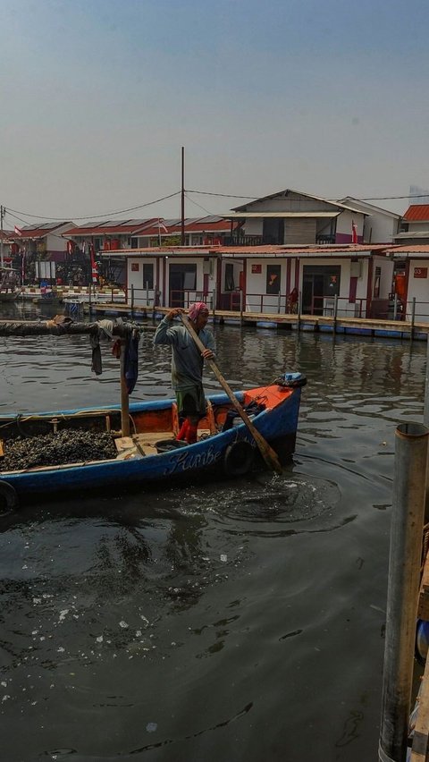 FOTO: Melihat Keunikan Rumah Apung yang Modern untuk Para Nelayan Muara Angke