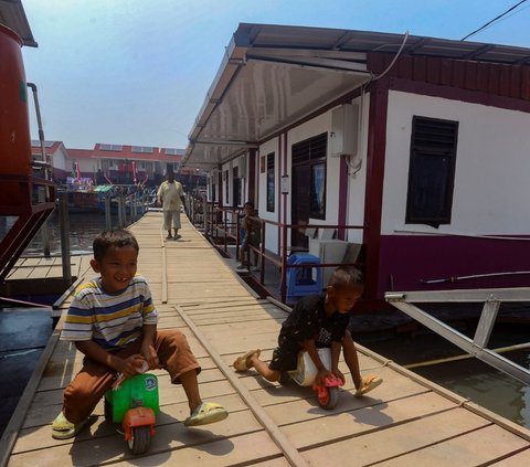 FOTO: Melihat Keunikan Rumah Apung yang Modern untuk Para Nelayan Muara Angke