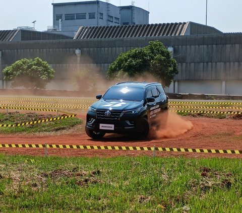 Kenali Kelebihan Ban SUV Bridgestone Dueler A/T 002 yang Baru Diperkenalkan