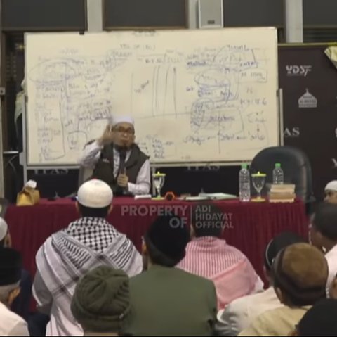 Ustadz Adi Hidayat