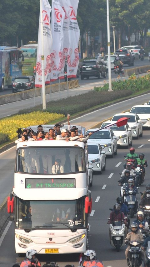 Acara pawai ini diharapkan dapat memberikan motivasi lebih kepada para atlet untuk terus berprestasi dan mengharumkan nama Indonesia di ajang olahraga internasional lainnya. Foto: merdeka.com / Imam Buhori