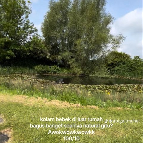 Punya helipad pribadi, rumah nenek Abigail Morris di Inggris ini curi perhatian.