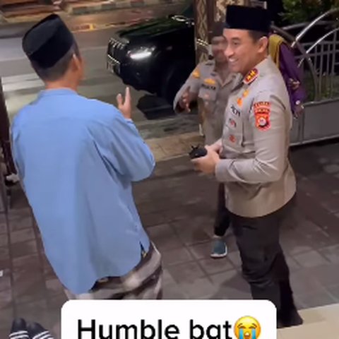Momen Jenderal Bintang Dua Polri Salat Subuh di Masjid Berseragam Lengkap Banjir Sorotan, Disebut Layak jadi Teladan