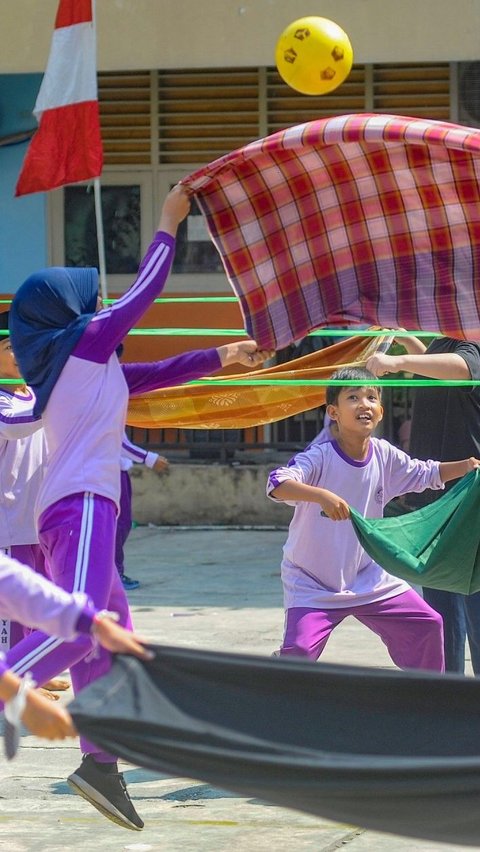 FOTO: Serunya Lomba 17-an Ini Bisa Tumbuhkan Semangat Nasionalisme dan Jiwa Pantang Menyerah