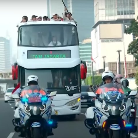 Penuh Keseruan, Intip Momen Arak-arakan Peraih Medali Olimpiade Paris 2024 Keliling Jakarta