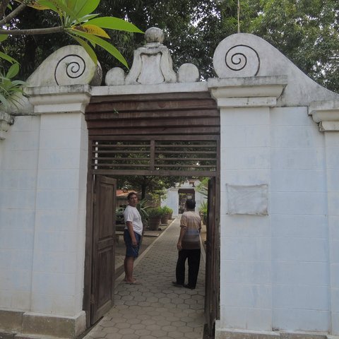 Kompleks Makam Tegal Arum