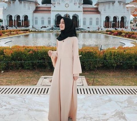 Beautiful Portrait of Influencer Cut Intan Nabila Who Became a Victim of Domestic Violence