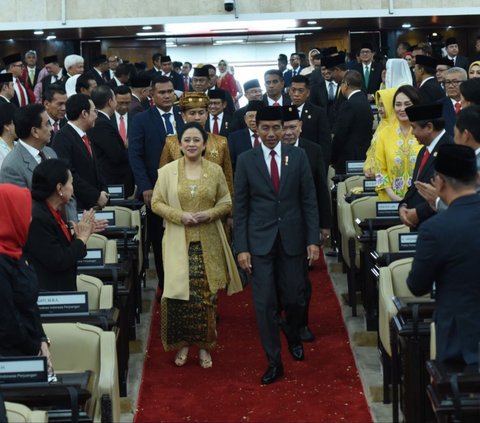 FOTO: Disaksikan Prabowo, Jokowi Pidato RAPBN Singgung Keberlanjutan Pembangunan IKN hingga Makan Bergizi Gratis