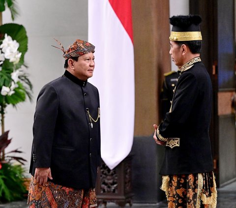 FOTO: Potret Jokowi dan Prabowo Duduk Berdampingan Saat Upacara HUT Kemerdekaan RI di IKN