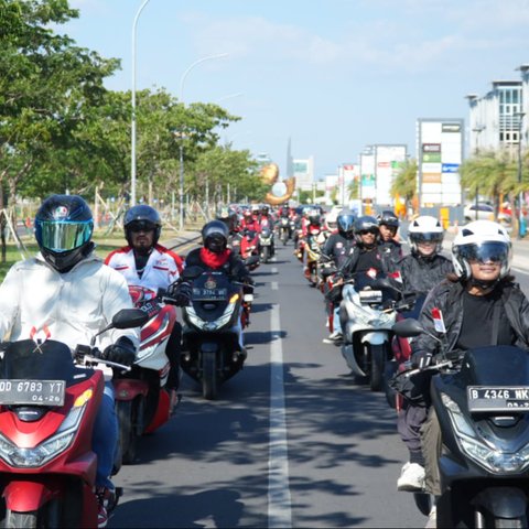 Dalam rangka merayakan Hari Kemerdekaan Indonesia yang ke-79, Astra Motor Sulawesi Selatan mengadakan acara City Rolling Convoy Merdeka.