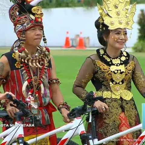 Pemenang lomba Busana Adat Nusantara di IKN.