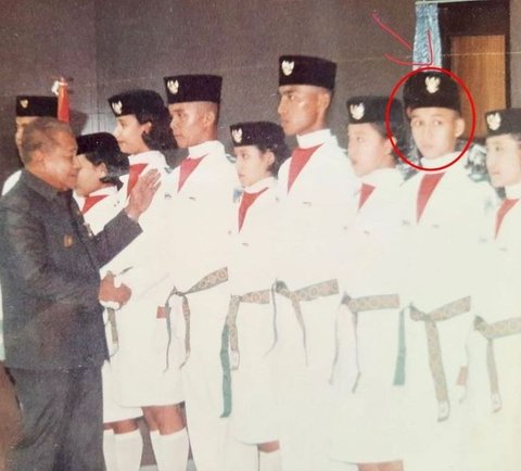 Dari Pasha Ungu hingga Desy Ratnasari, 11 Foto Artis yang Menjadi Anggota Pengibar Bendera